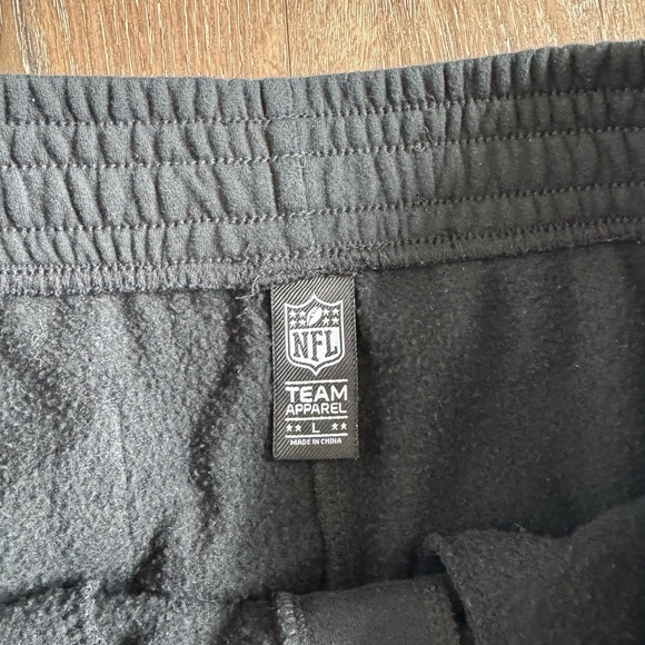 NFL Chiefs sweatpants.  Mens size large.  Black and red.  Joggers. - Picture 4 of 6